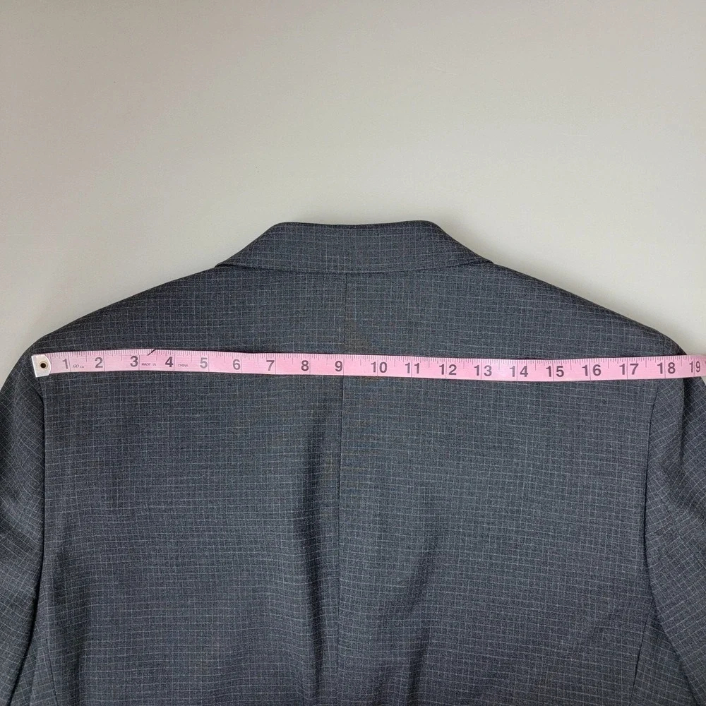 Banana Republic Slim Fit Grey‎ Wind Blazer Jacket Mens 42R Sport Coat Checkered